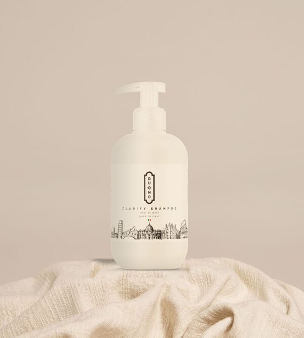 Duomo Clarify Shampoo 300 ML on natural linen cloth