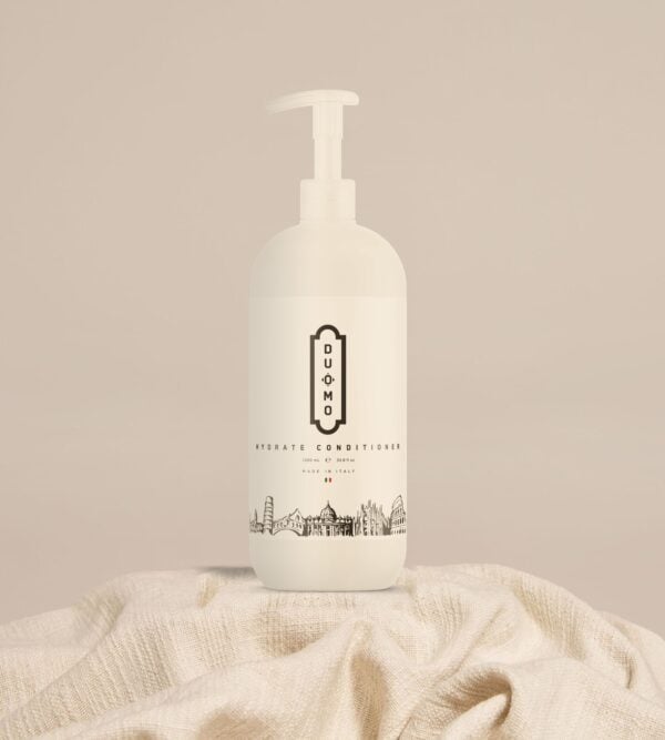 Duomo Hydrate Conditioner 1 L on natural linen cloth