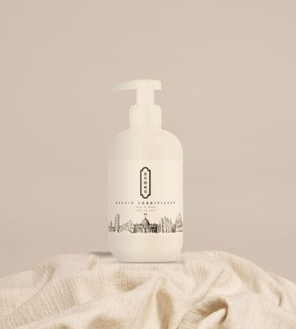 Duomo Repair Conditioner 300 ML on natural linen cloth